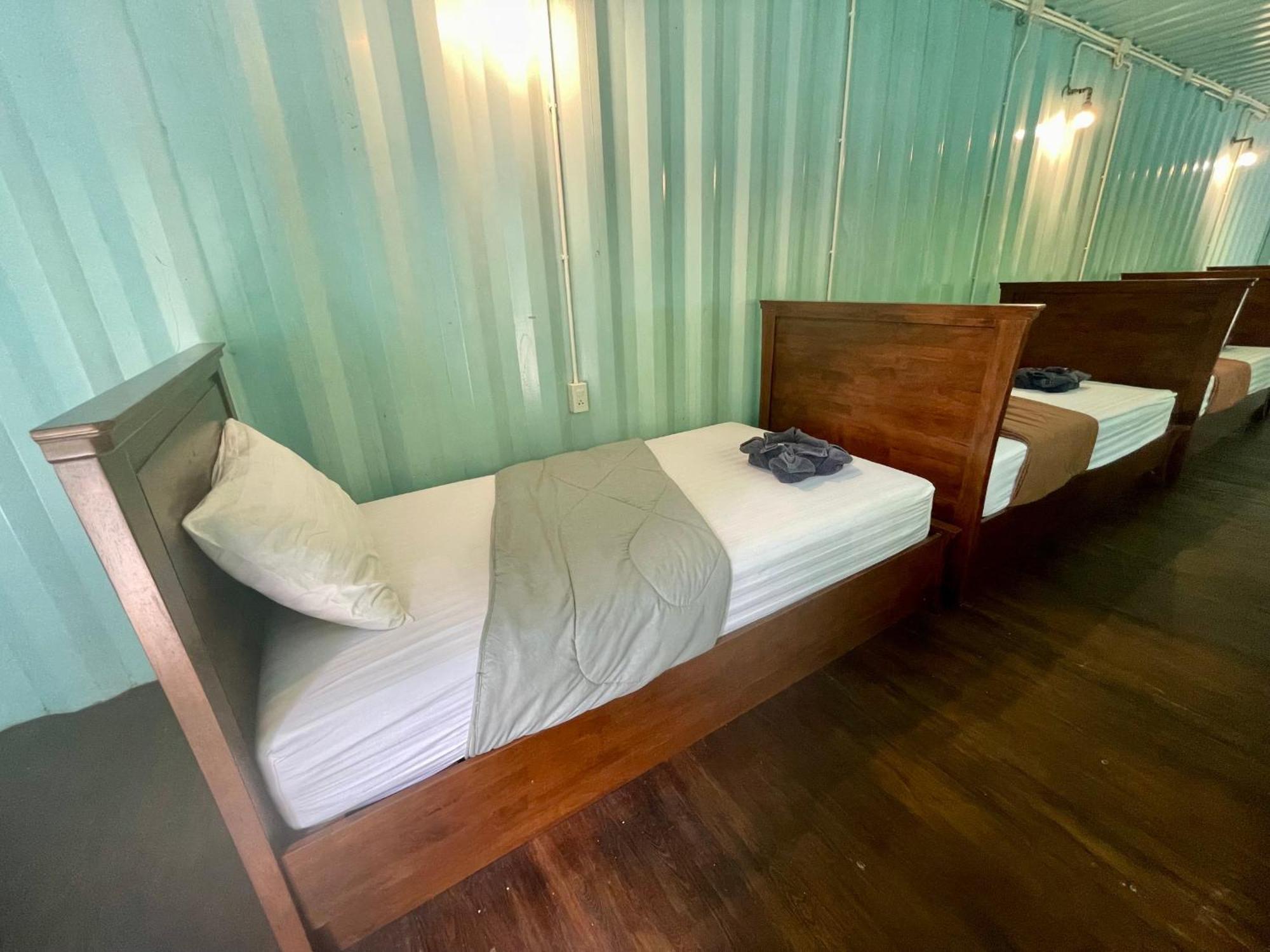 The Camper Lodge Khao Sok Ban Bang Bon Exterior photo